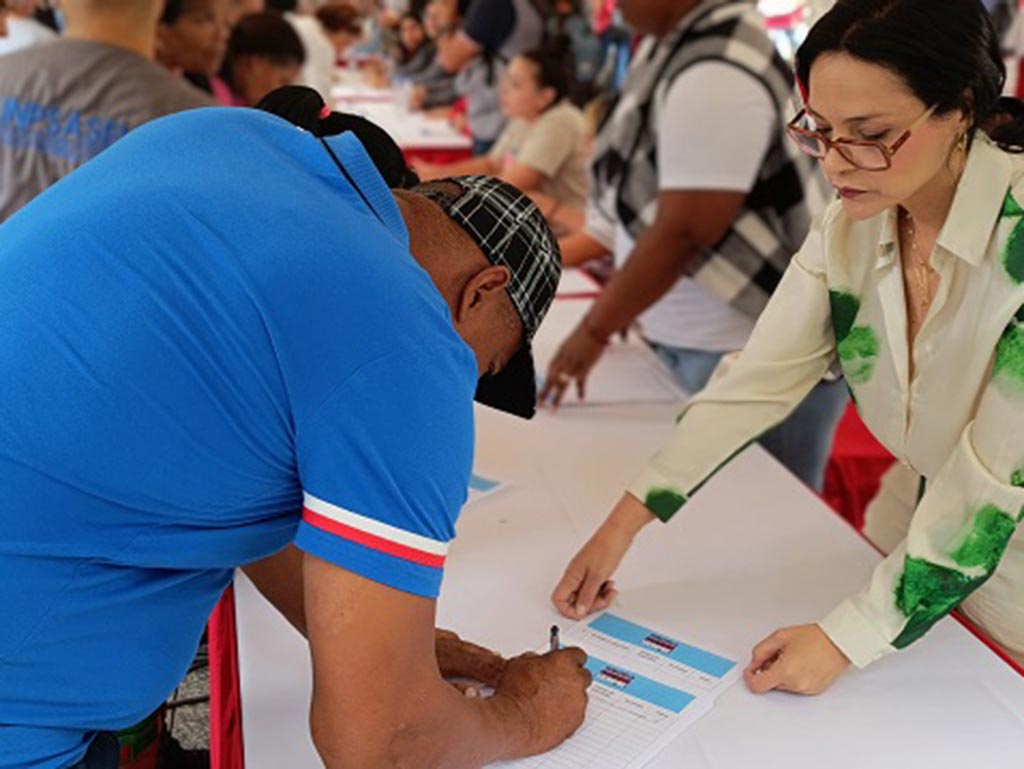 Familias venezolanas sufren las consecuencias y el dolor de la arbitrariedad. Foto: Prensa Latina
