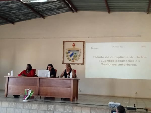 Sesiona en Melena del Sur Asamblea Municipal del Poder Popular