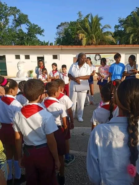 Realizan charlas educativas en escuela de Jaruco