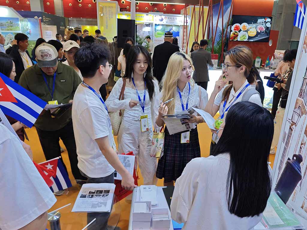Cuba presente en Feria Internacional de Viajes de Guangzhou, China