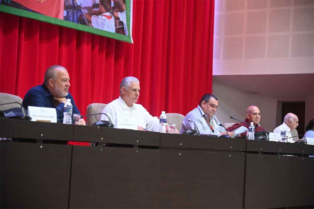 Díaz-Canel exhorta a incrementar producción agropecuaria en Cuba