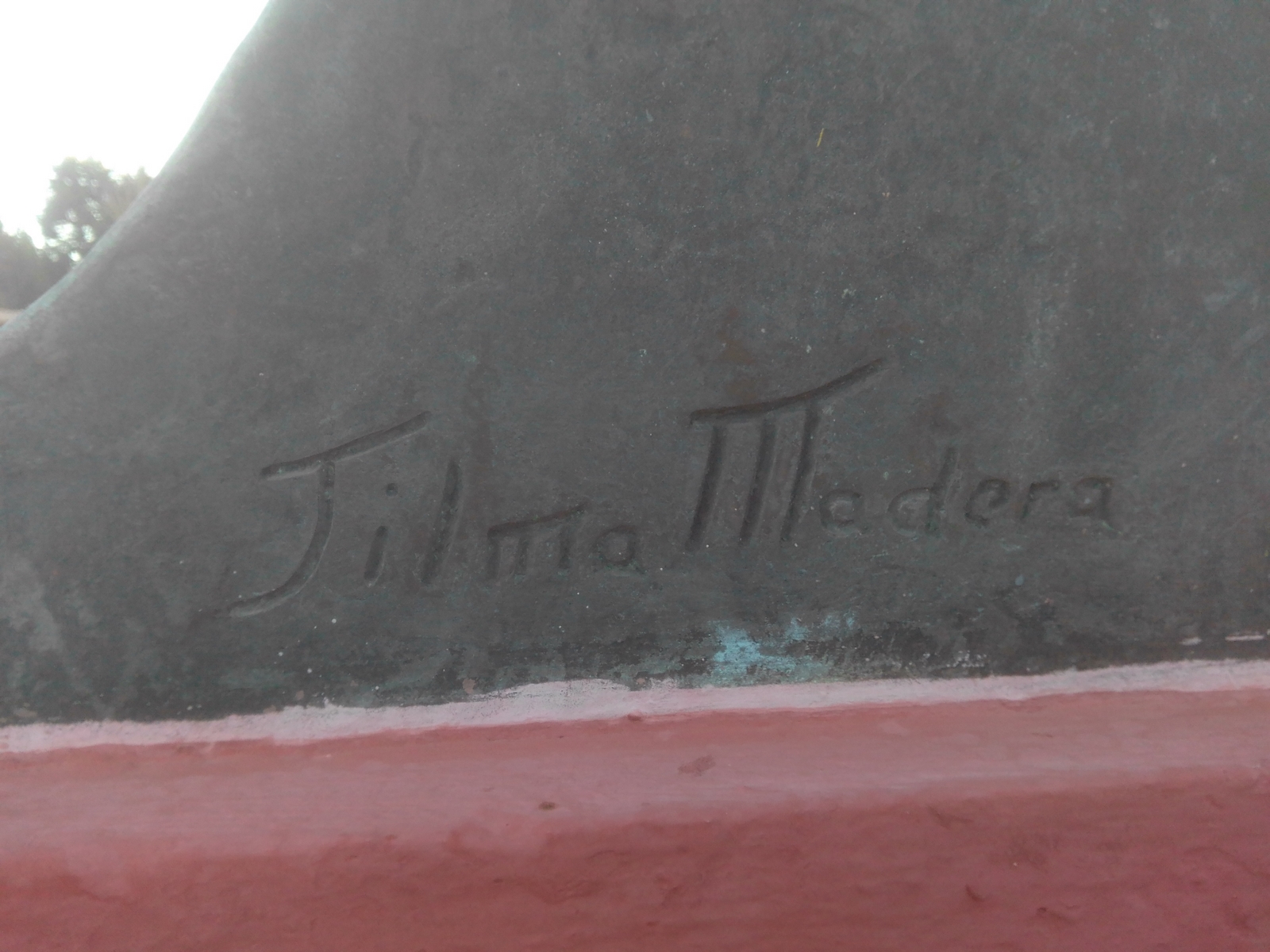 Martí en versos de bronce