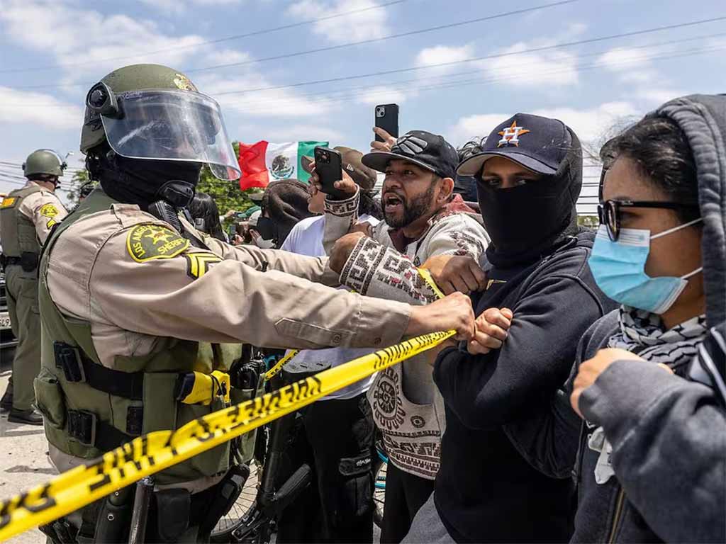 Estados Unidos entre protestas y desfile militar