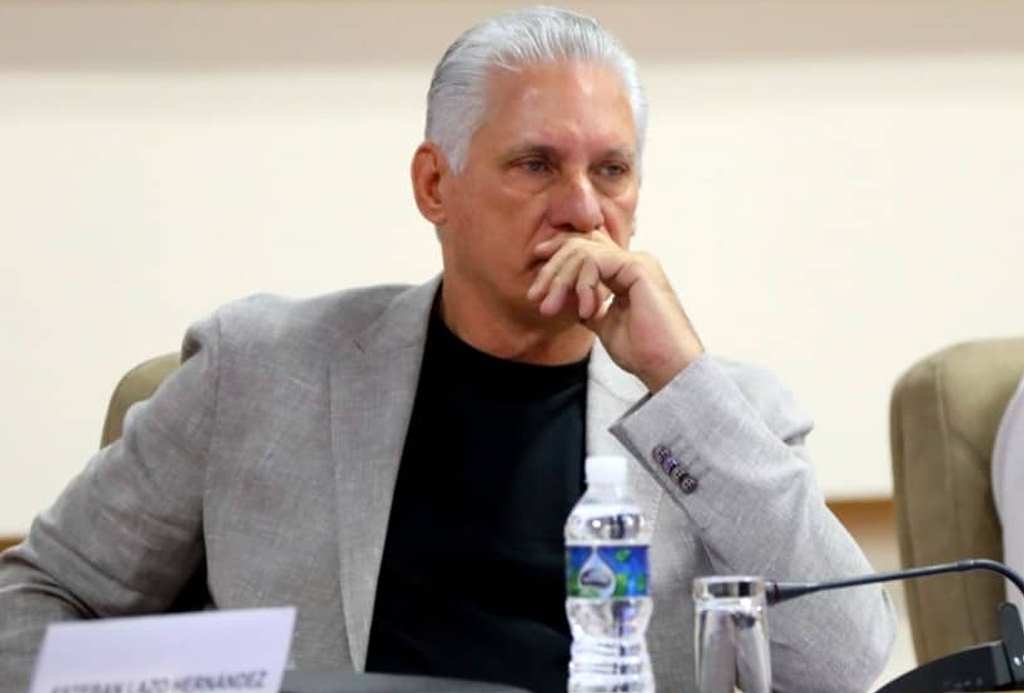 Asiste Díaz-Canel a clausura de los economistas y contadores de Cuba