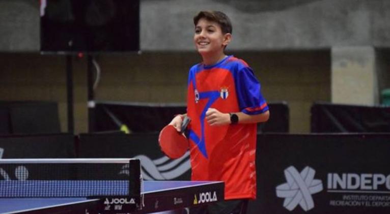 Joven de Mayabeque ofrece a Cuba triunfo en tenis de mesa durante torneo en Nueva York