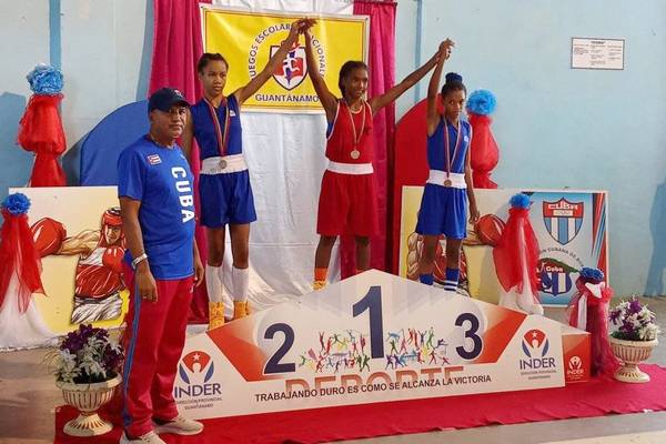 Yisel Labrada, de Mayabeque, la más combativa del torneo boxístico de los 61 Juegos Escolares Nacionales