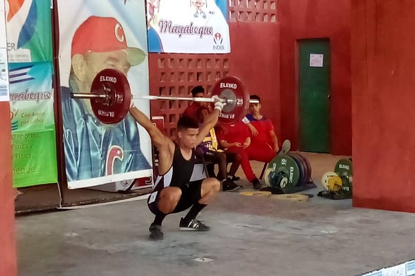 Cienfuegos conquista las pesas de los Juegos Escolares Nacionales con sede en Mayabeque