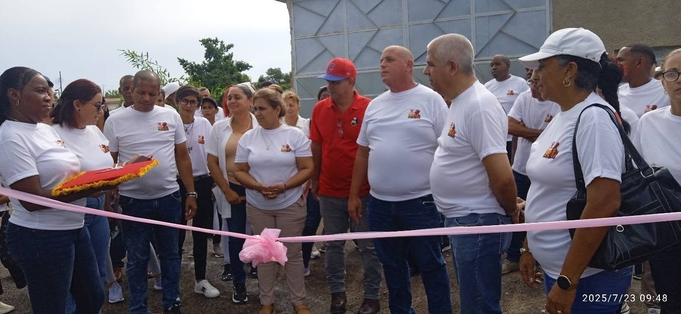 Inauguran en Nueva Paz gimnasio para la práctica de deportes en saludo al 26 de julio