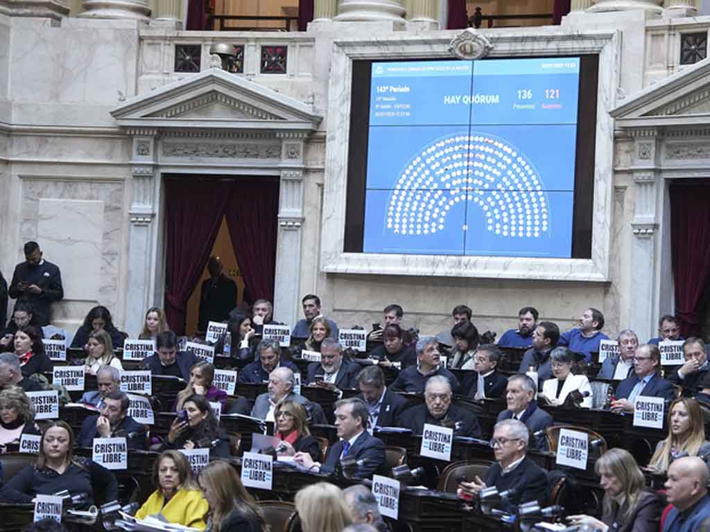Oposición en Congreso de Argentina apura sesión que molesta a Milei. Foto: Prensa Latina