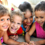El Día de los Niños: Por los eternos amigos del Apóstol