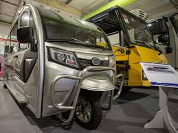 Inversiones para renovar el servicio de transportación fúnebre.