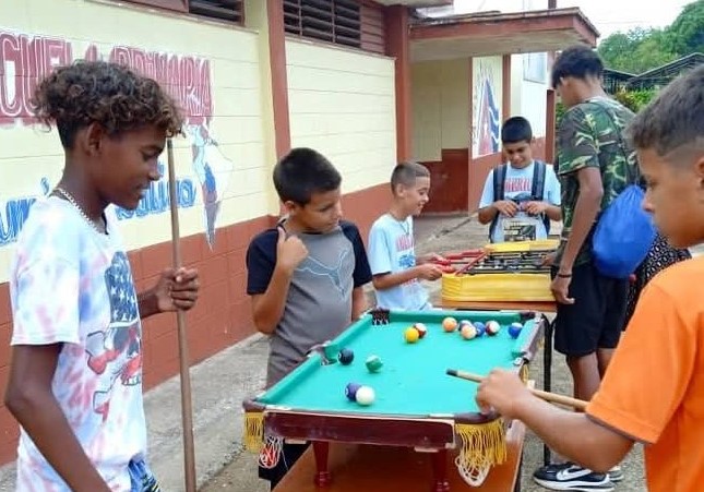 Alumnos de Jaruco disfrutan del plan vacacional en instituciones educativas. Foto: Radio Jaruco
