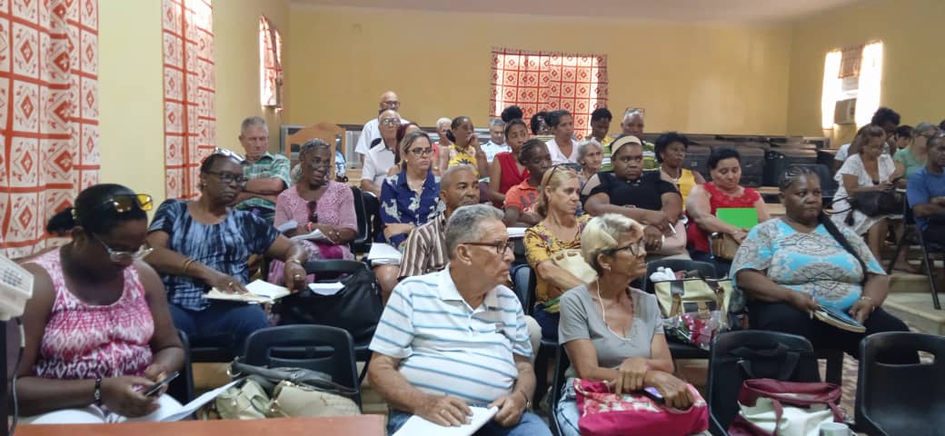 Preparan a educadores de Mayabeque para garantizar el éxito del curso escolar 2025-2026