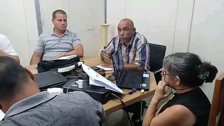 Intercambia ministro de Industria Alimentaria con trabajadores de PESCAMAY
