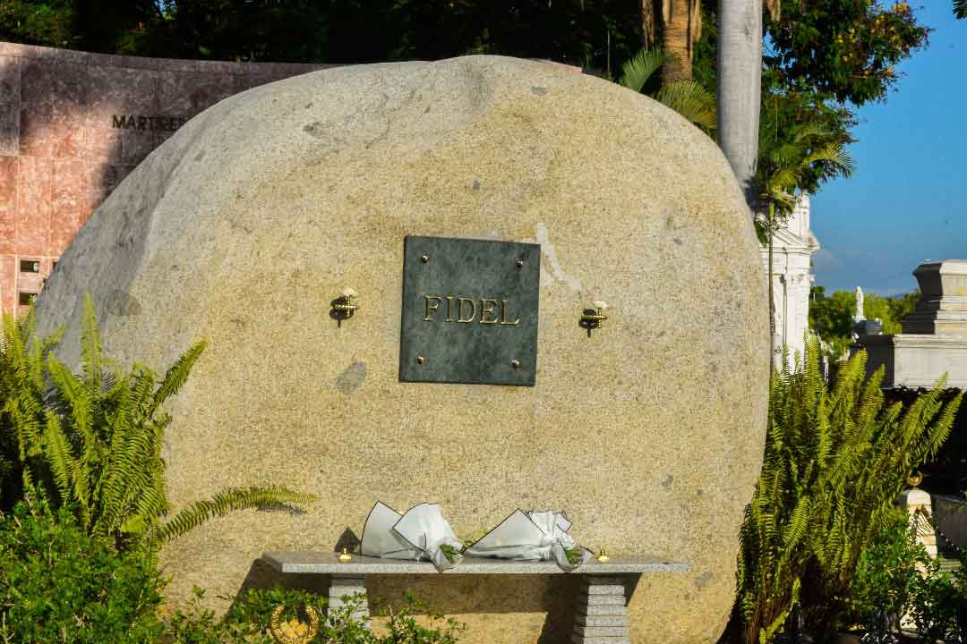 Cuba rinde homenaje a Fidel en su natalicio