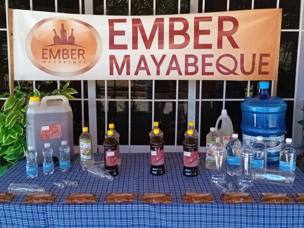 Augura refrescante sombra El Copey S.U.R.L de Madruga