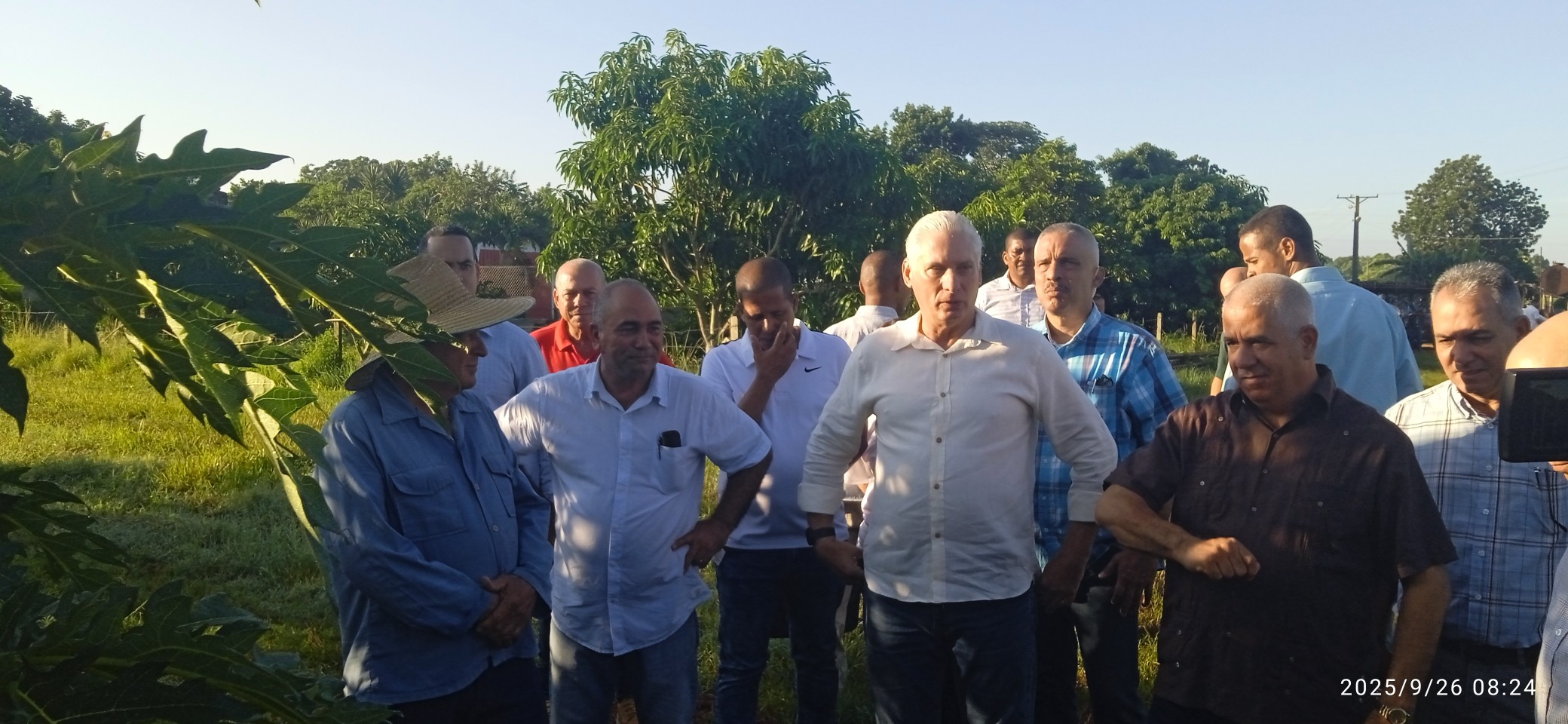 Visita el presidente cubano centros de interés económico en Mayabeque