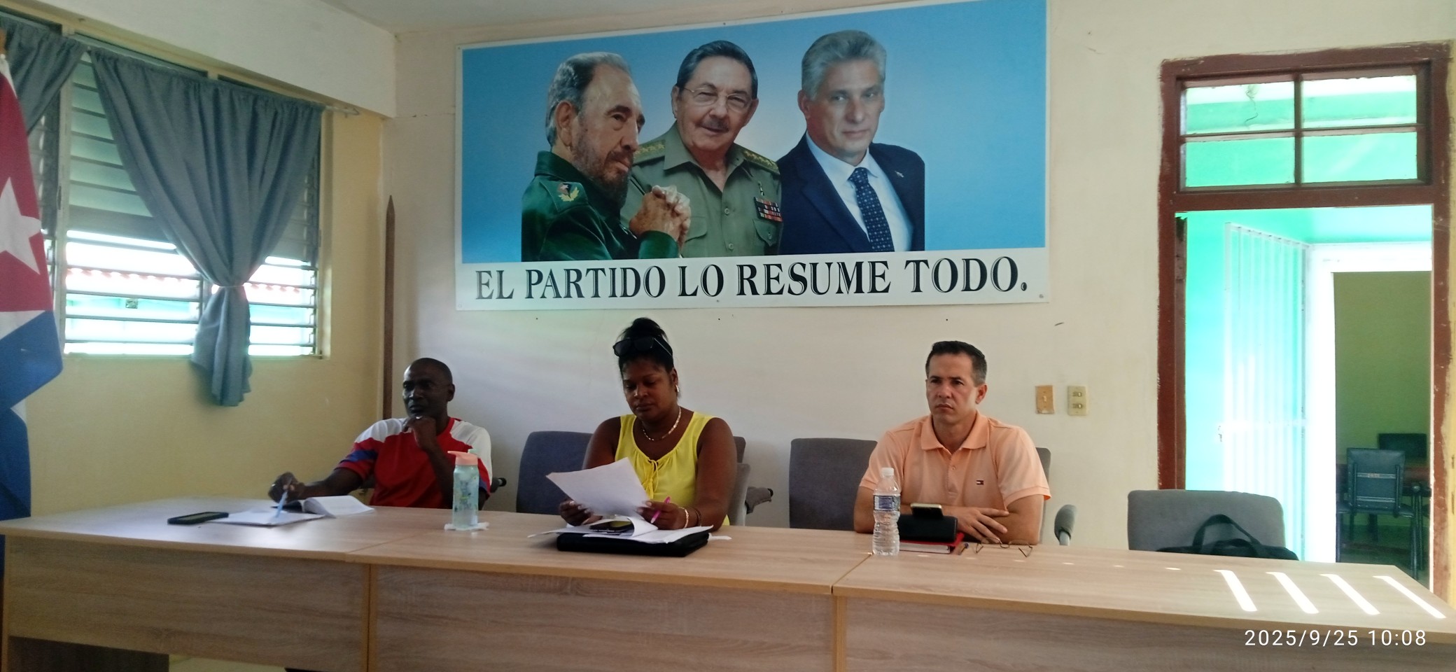 Desarrollan plenaria municipal en Güines