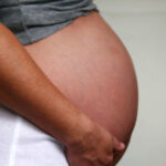 Por una atención superior a las mujeres con riesgo reproductivo. Foto: Radio Camoa