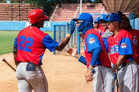 Cuba vuelve a vivir la Serie Nacional de Béisbol