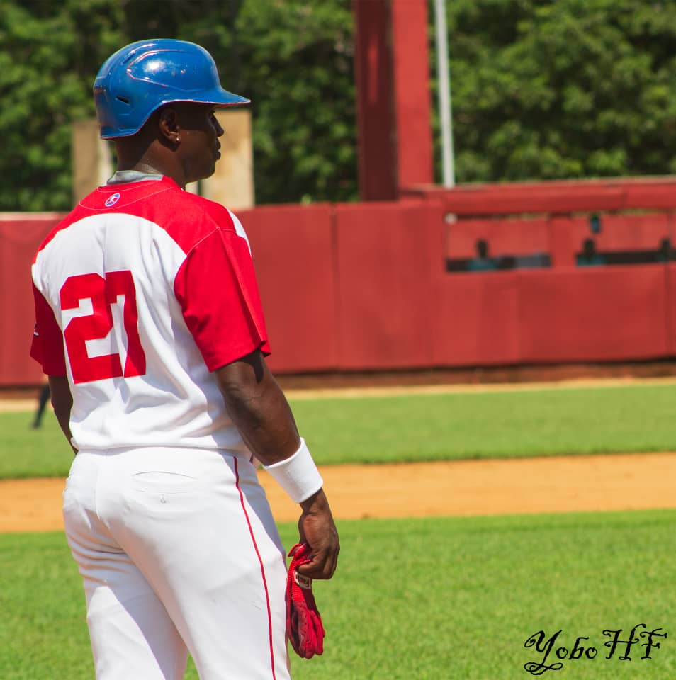 Dennys Laza, el mejor de la semana en Serie Nacional de Béisbol