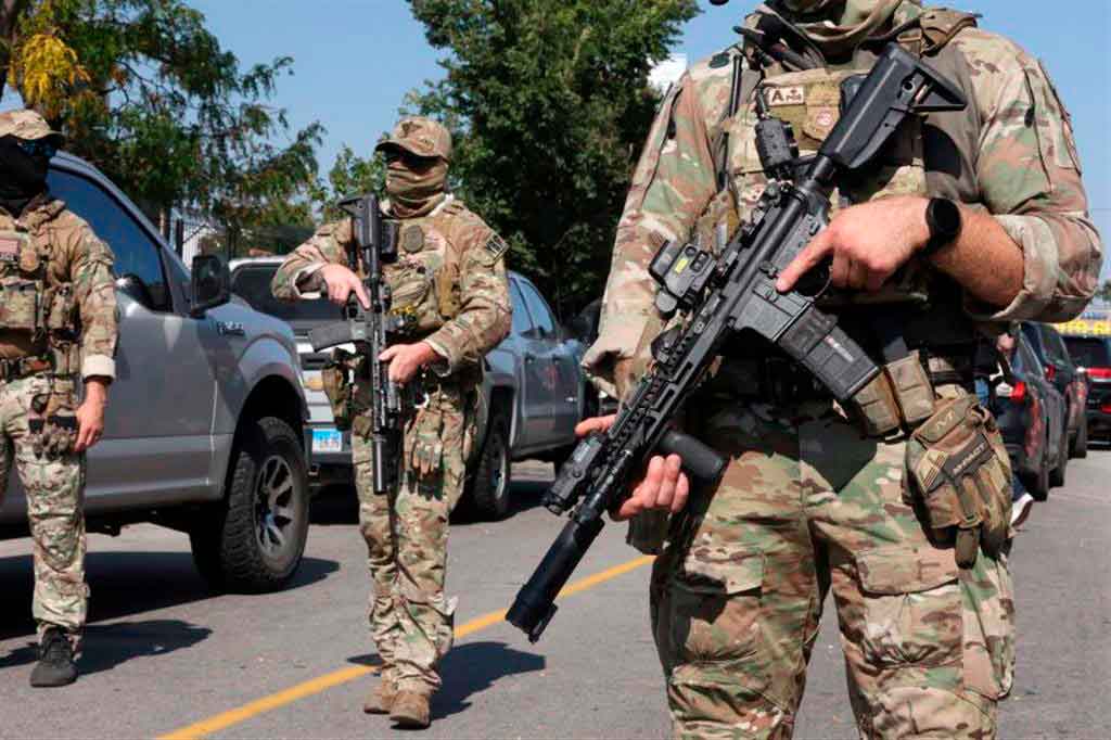 Tensión en Chicago, bajo amenaza de despliegue de Guardia Nacional