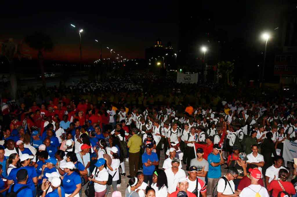 Multitudinaria concentración en Cuba exige fin del genocidio en Palestina