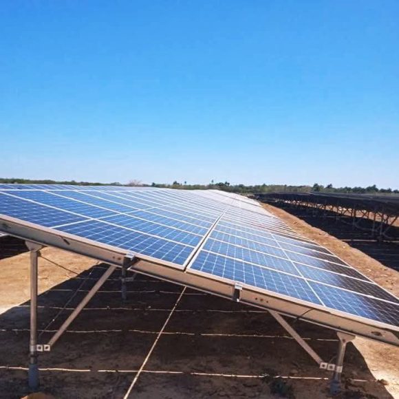 Vietnam dona a Cuba cuatro parques solares de 80 MW para su instalación en Mayabeque