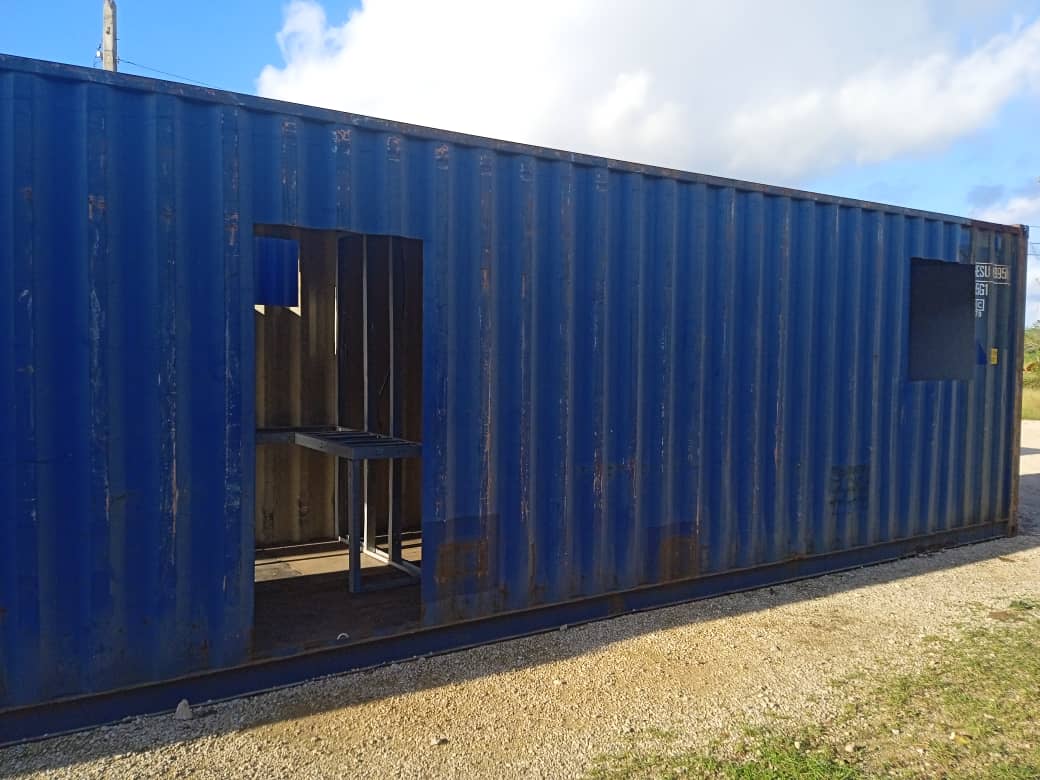 Transforman en Jaruco contenedores en viviendas. Foto: Radio Jaruco