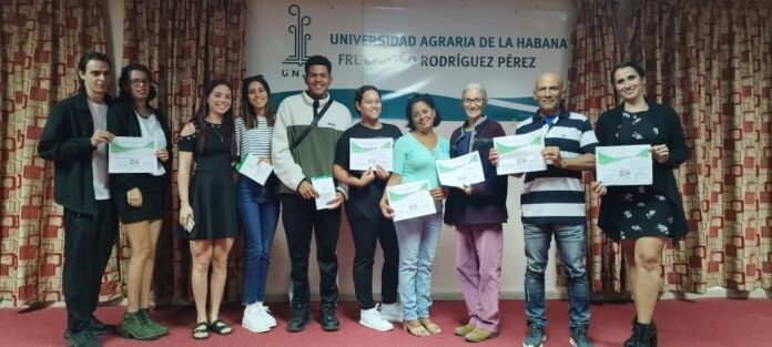 Intercambio de saberes, buenas prácticas e innovaciones tecnológicas en Mayabeque