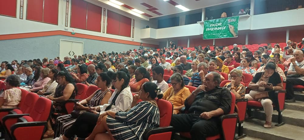 Gala por la Jornada del Educador en Mayabeque