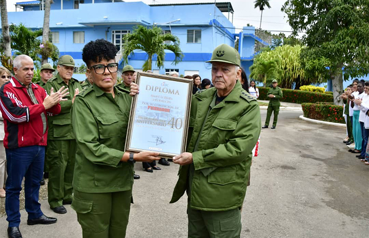 Celebró aniversario 40 Centro de Investigaciones de la Defensa Civil. Foto: Radio Camoa