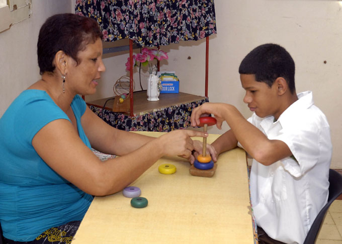 Un cerco unilateral que impide la educaci&oacute;n plena. Foto: Radio Camoa