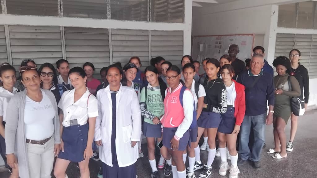 Participan estudiantes en charla preventiva sobre el consumo de drogas en Güines