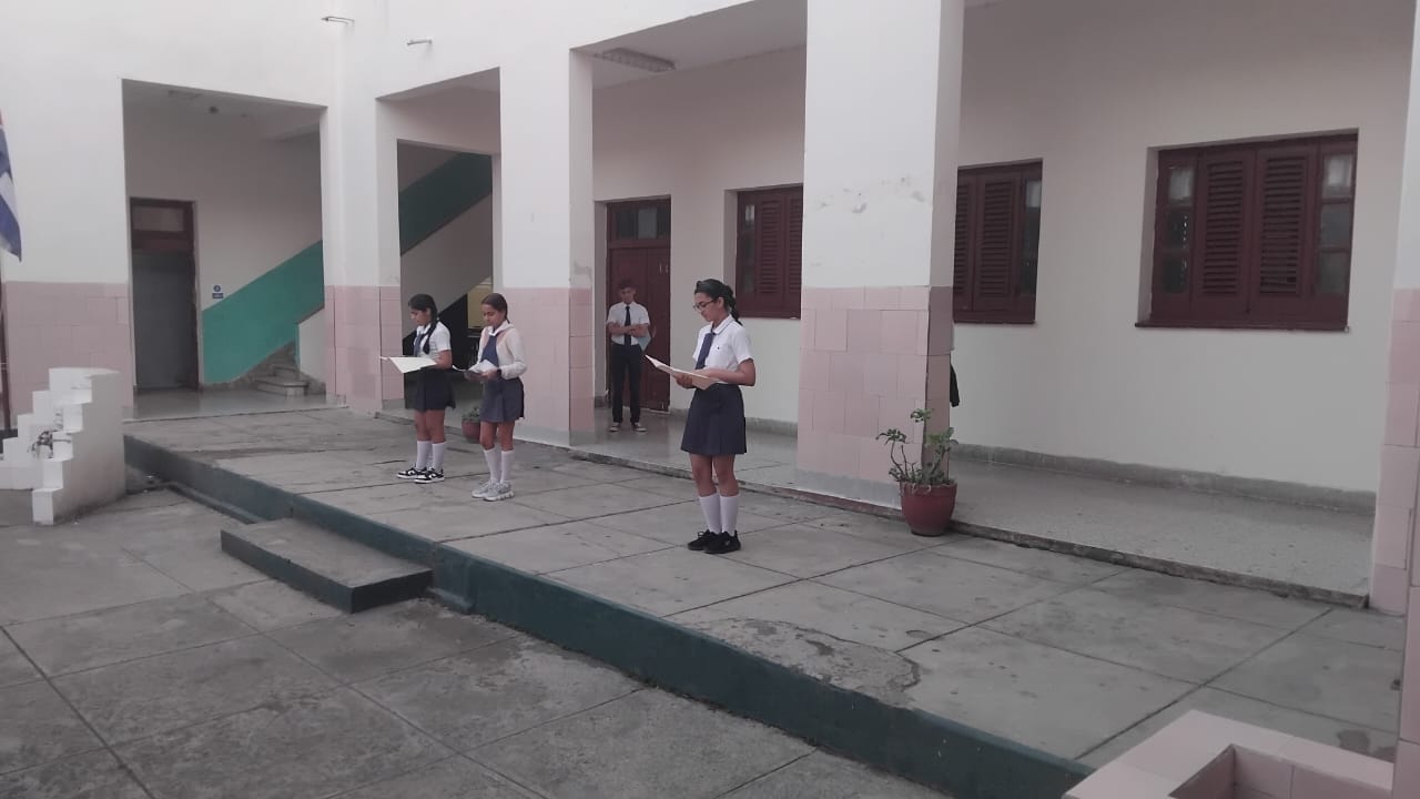 Rinden homenaje en G&uuml;ines a Panchito G&oacute;mez Toro