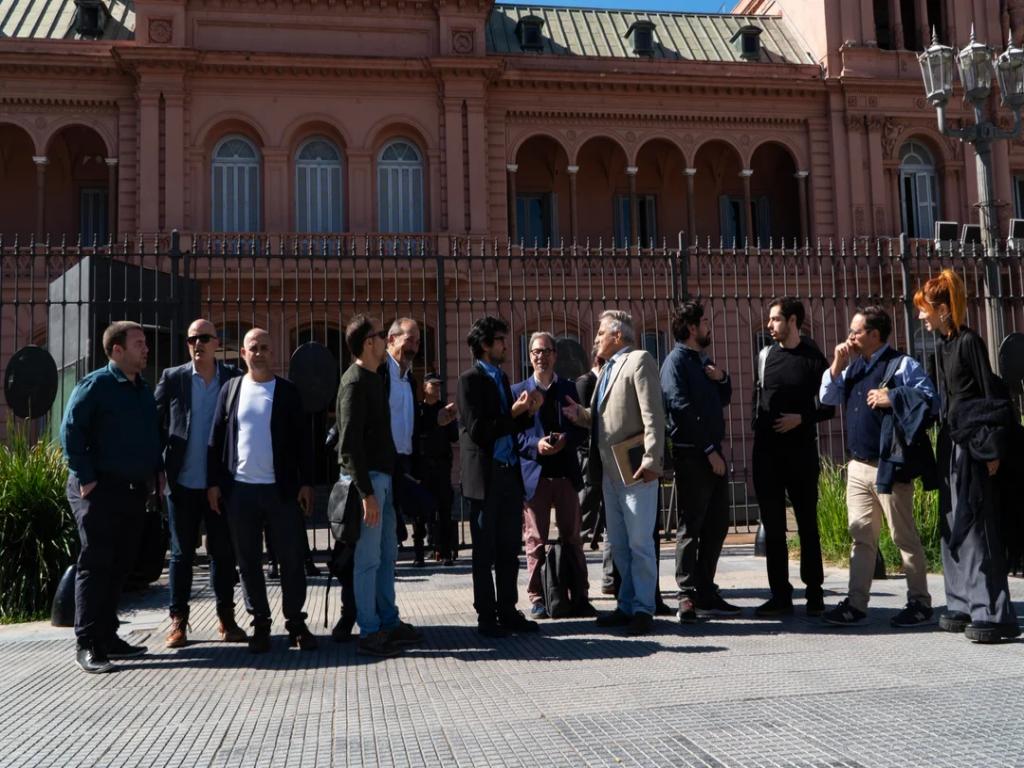 Milei denunciado en tribunales por cerrar Casa Rosada a periodistas. Foto: Prensa Latina