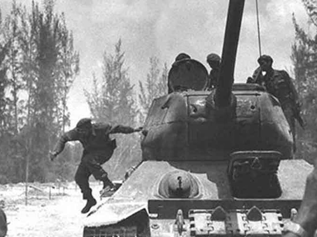 Museo de Playa Gir&oacute;n en Cuba y los turistas