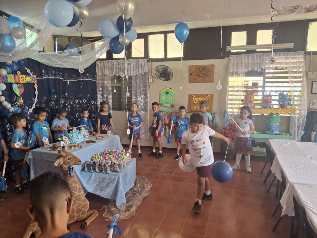 Celebran en Batabanó Día Mundial de Concienciación sobre el autismo