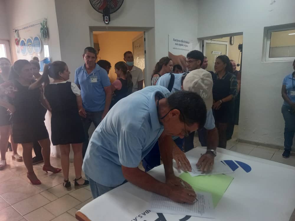 San Jos&eacute; de las Lajas se une a "Mi firma por la Patria" con masiva participaci&oacute;n en escuelas y centros laborales
