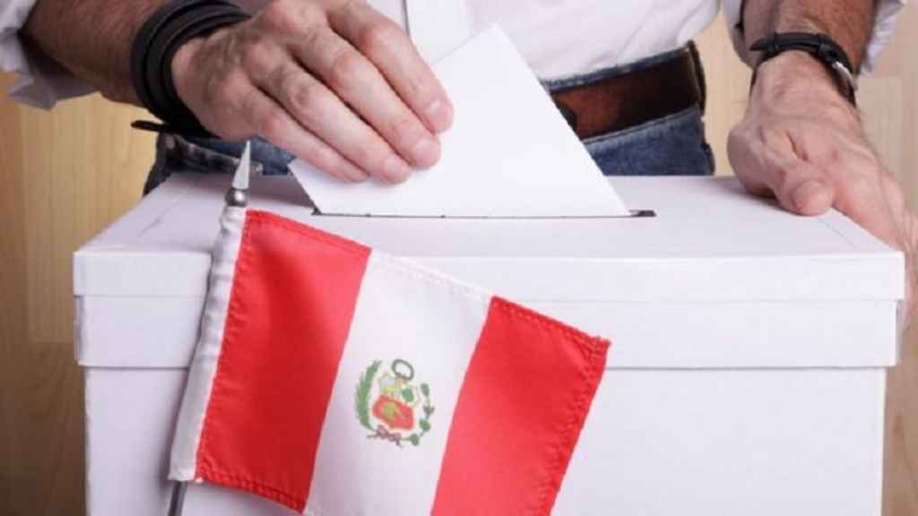 Perú enfrenta elecciones generales con 35 candidatos presidenciales. Foto: Prensa Latina