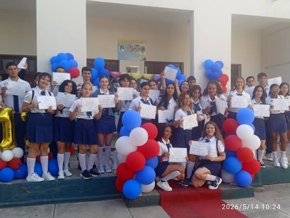 Gradúa Mayabeque jóvenes bachilleres que continuarán estudios en la educación superior