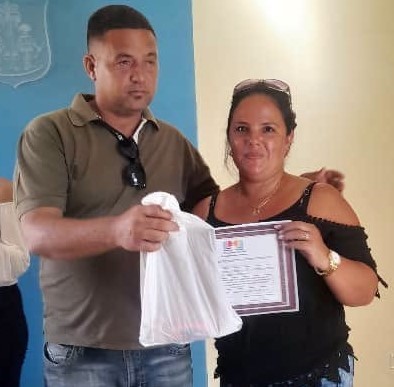 Reconocen a educadores de Jaruco en cierre de curso escolar. Foto: Radio Jaruco