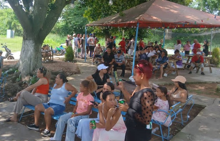 La Piscinita: un espacio para el esparcimiento en Güines. Foto: Aleidis Sosa Pérez e Iván Licea Travieso