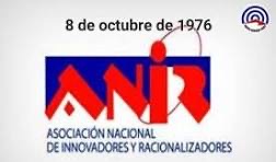 Agasajan la inventiva. Foto: Radio Camoa