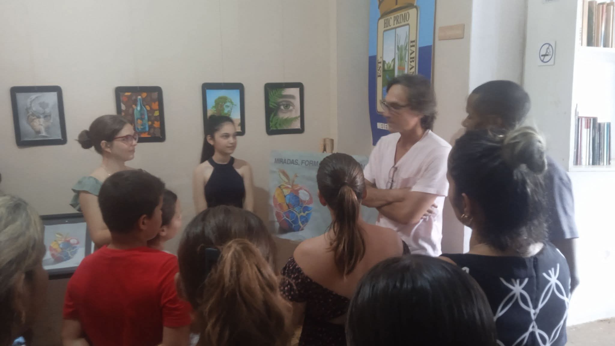 Muestra de colores, juventud y arte. Foto: Cortesía de la autora.