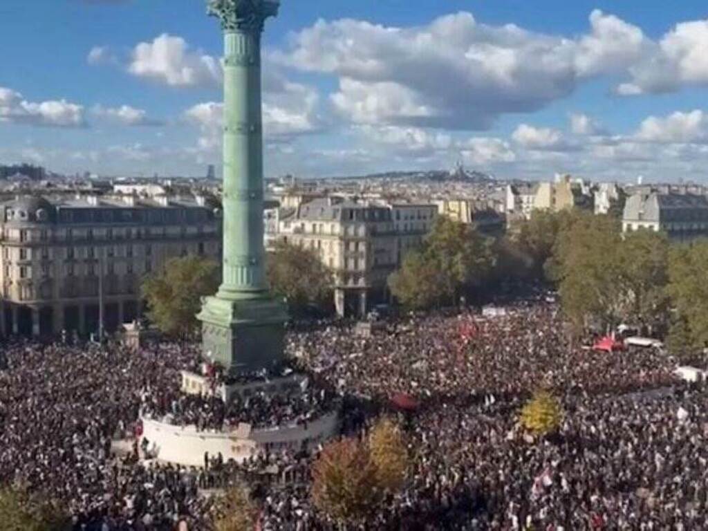 Miles de estudiantes en protesta en centro de París .Foto: Prensa Latina.